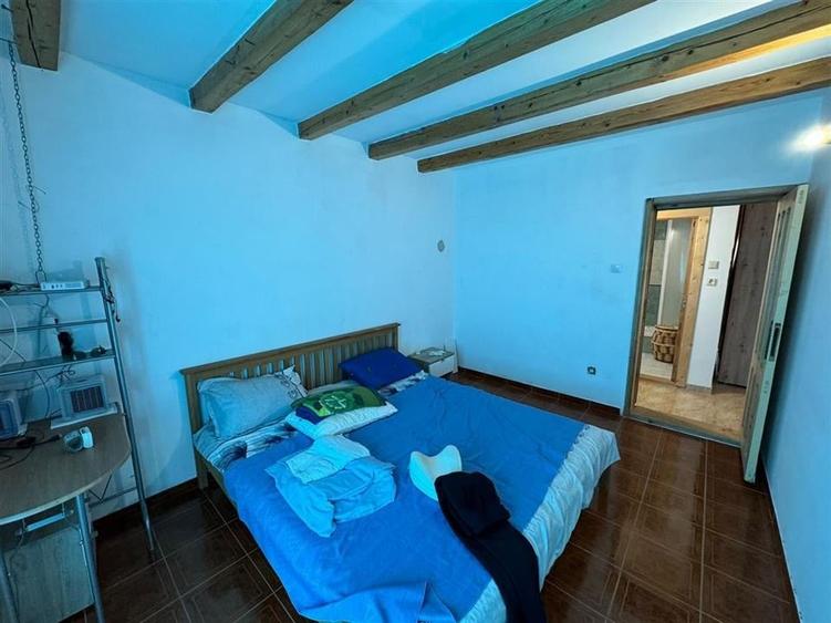 Casă individuală cu 3 camere cu Teren 1020 Mp în Vadu Roșca