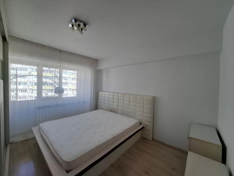 Apartament cu 3 camere, mobilat în Pantelimon