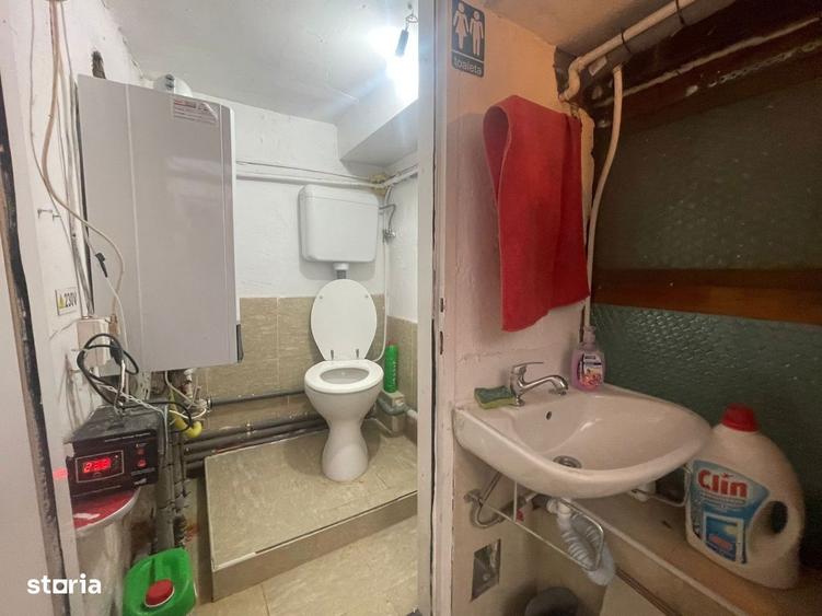 Casă cu 4 camere cu Canalizare în Central