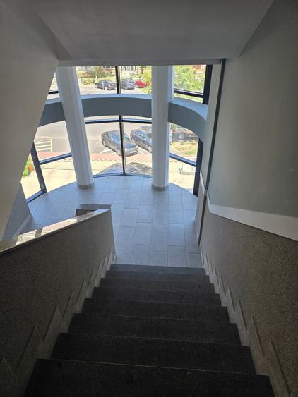 Apartament cu 2 camere semidecomandat, mobilat în 22 Decembrie