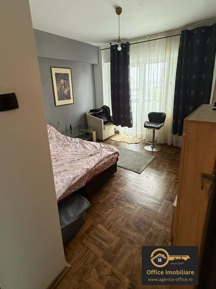 Apartament cu 3 camere în Central