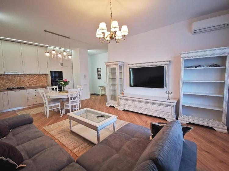 Apartament cu 2 camere decomandat, mobilat în Pipera