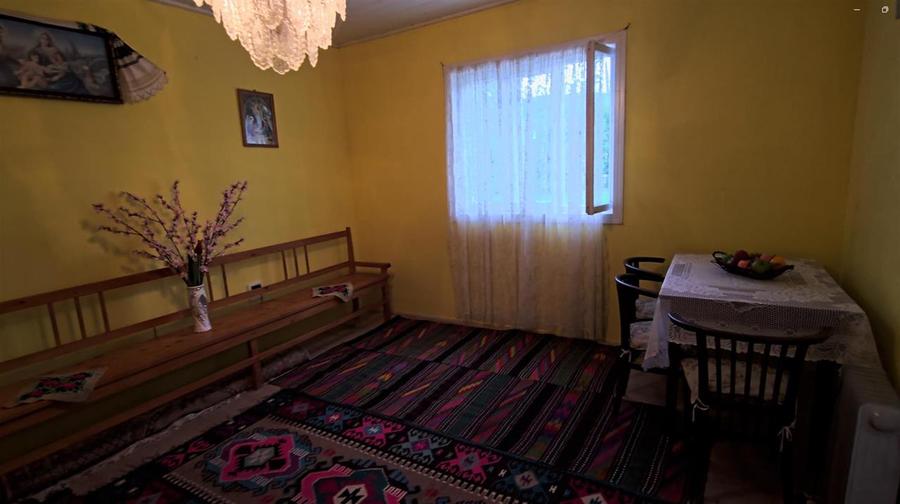 Casă individuală cu 4 camere cu Teren 4200 Mp în Poieni-Suceava