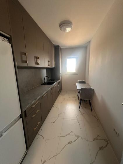 Apartament cu 2 camere decomandat în Giroc