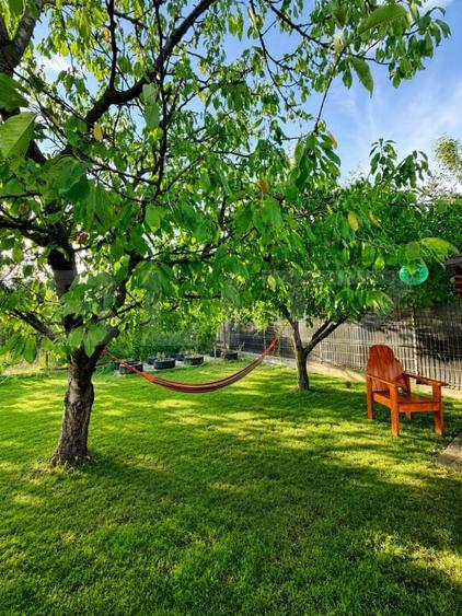 Casă individuală cu 4 camere cu Canalizare în Giarmata