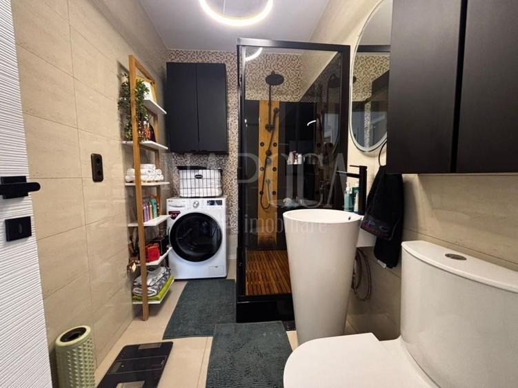Apartament cu 3 camere semidecomandat în Dâmbul Rotund