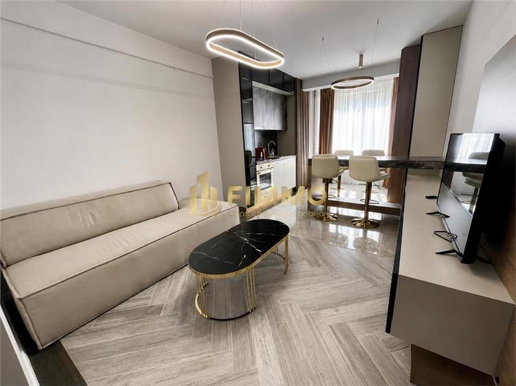 Apartament cu 3 camere decomandat în Vest