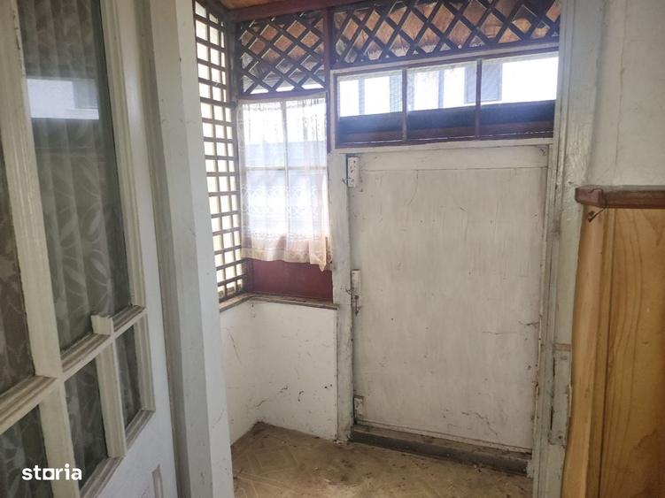 Casă cu 3 camere în Central