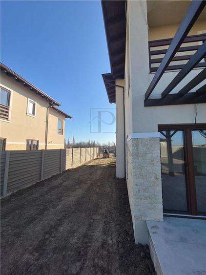Casă individuală cu 4 camere cu Teren 640 Mp în Moșnița Nouă