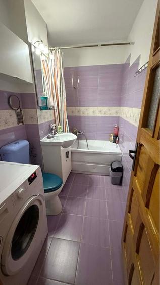 Apartament cu 3 camere decomandat în George Enescu