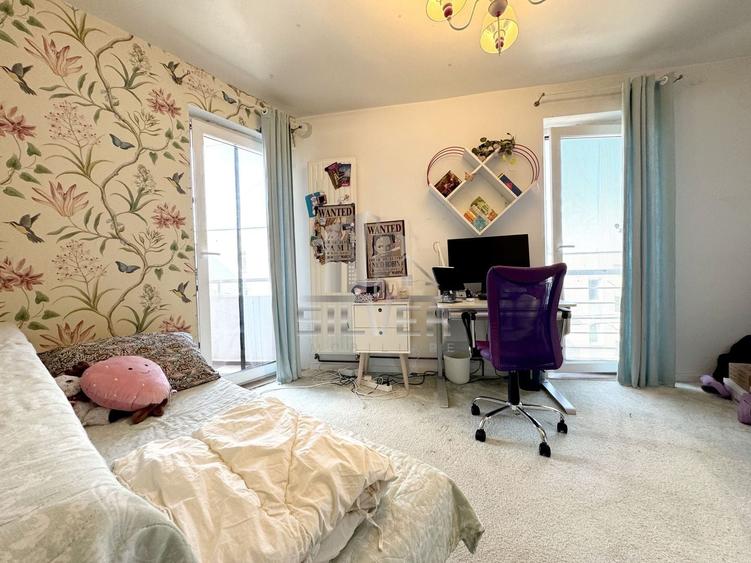 Apartament cu 3 camere semidecomandat, mobilat în Zorilor