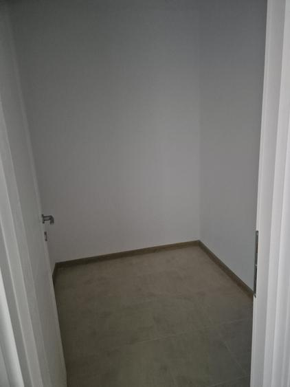 Apartament cu 2 camere decomandat în Cetatea