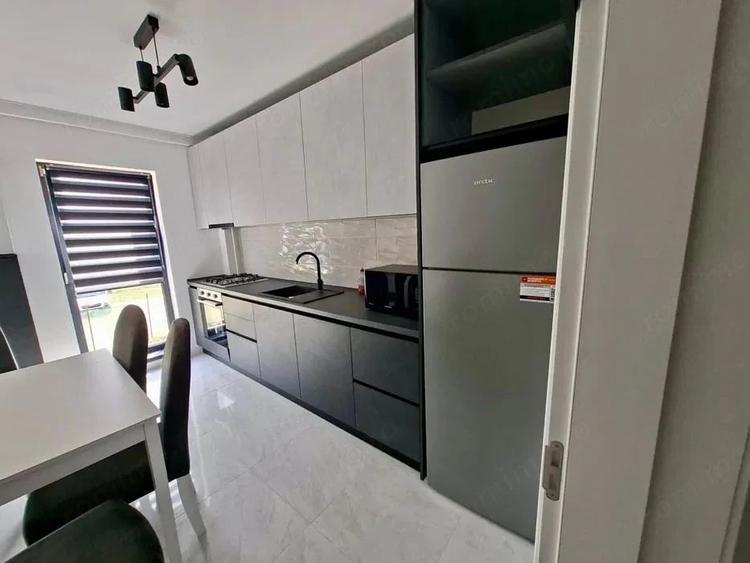 Apartament cu 2 camere decomandat în Cristian