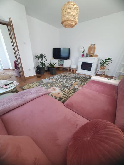Casă cu 4 camere în Vernești