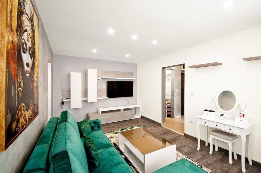 Apartament cu 3 camere decomandat în Țiglina 1