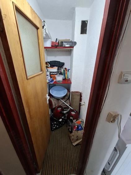 Apartament cu 2 camere decomandat în Titan