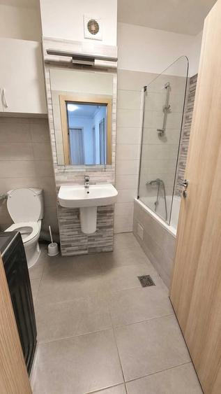 Apartament cu 2 camere decomandat în Circumvalațiunii
