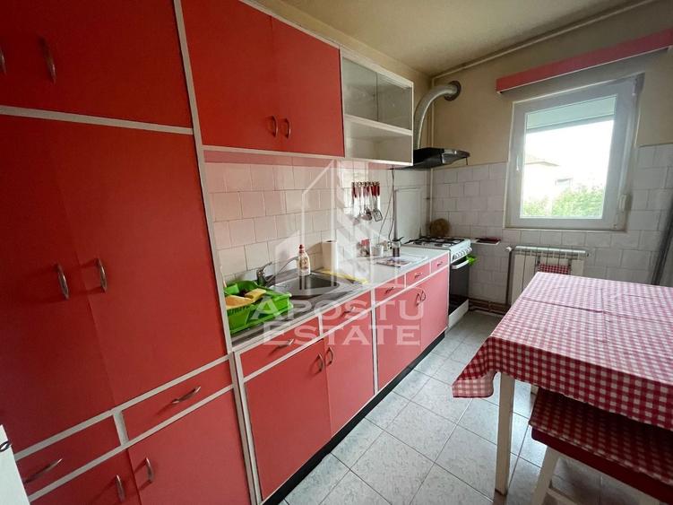 Apartament cu 2 camere nedecomandat, mobilat în Olimpia-Stadion