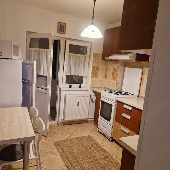 Inchiriez apartament 2 camere metrou Stefan cel Mare - 10