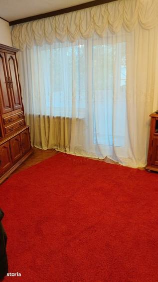 Apartament cu 2 camere decomandat, mobilat în Universitate