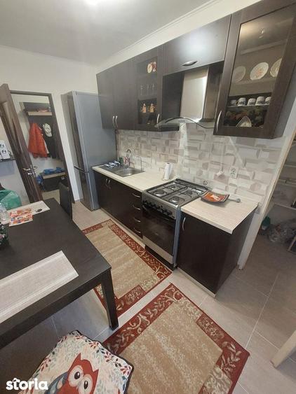 Apartament cu 3 camere decomandat în Decebal