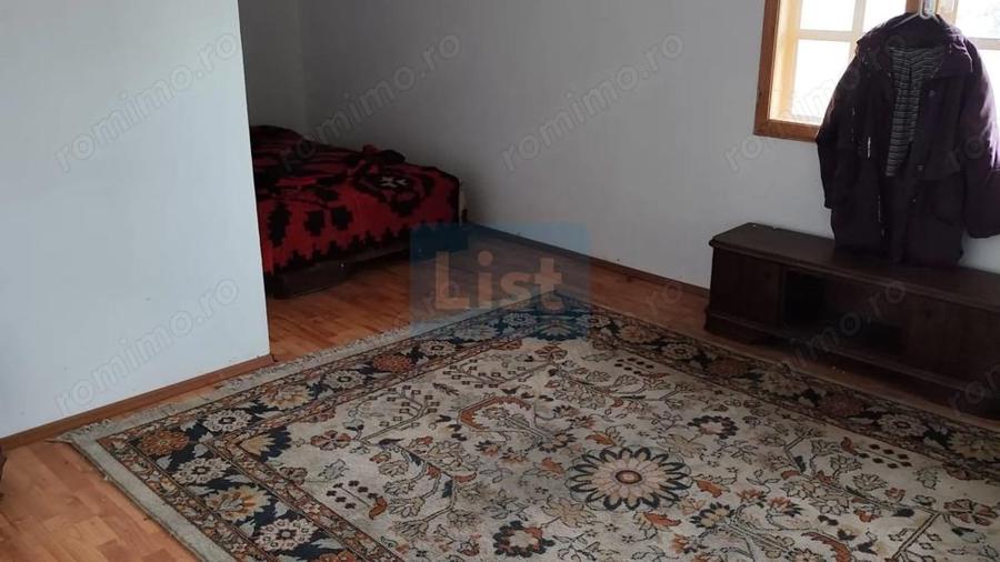 Spațiu comercial, de 240 mp, în Ștubeiu