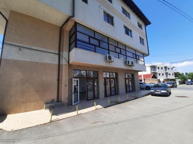 Spațiu comercial, de 100 mp, în Central