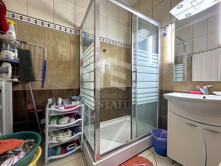 Apartament cu 4 camere semidecomandat, mobilat în Cișmigiu