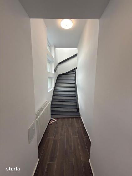 Apartament cu 3 camere decomandat în Ana Ipătescu