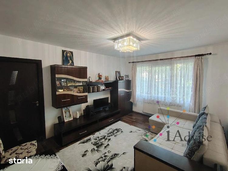 Oportunitate : Apartament 2 camere Zona Pia?a Astra plus loc de parc - 1