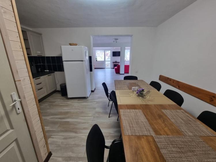 Hotel/Pensiune, de 222 mp, în Zamora