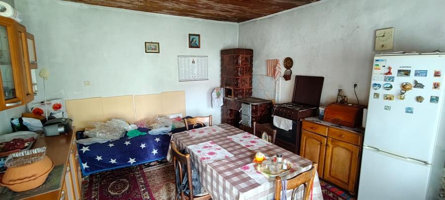 Casă individuală cu 4 camere cu Canalizare în Bod