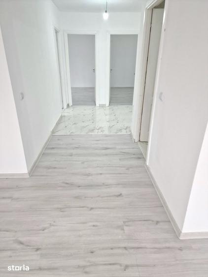 Casă cu 4 camere cu Teren 1000 Mp în Căianu