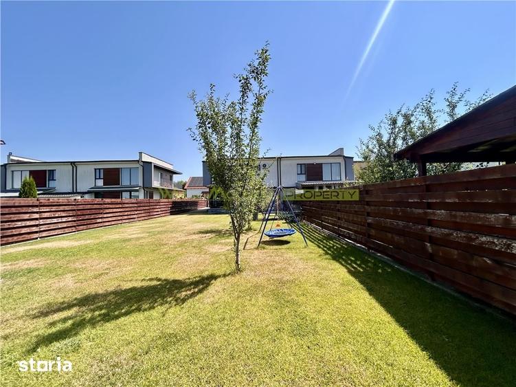 Casă cu 4 camere cu Teren 540 Mp în Sânpetru