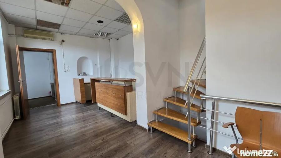 Casă cu 9 camere cu Teren 170 Mp în Moșilor