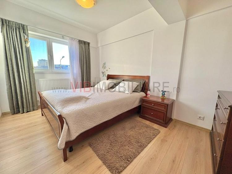 Apartament cu 3 camere semidecomandat în Gara de Nord