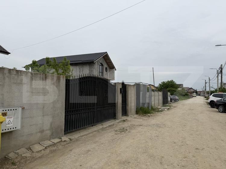 Teren Construcții intravilan de 807 mp, în Popoveni