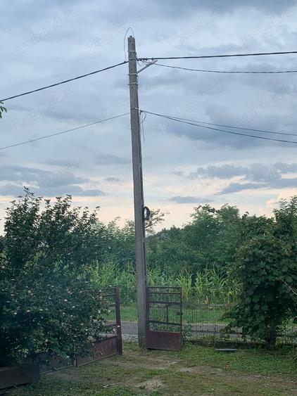 Casă cu 2 camere cu Teren 17000 Mp în Aciua