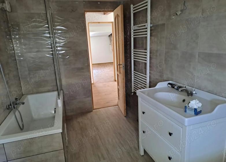 Casă cu 4 camere în Șotrile