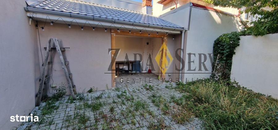 Casă cu 5 camere cu Teren 100 Mp în Ultracentral