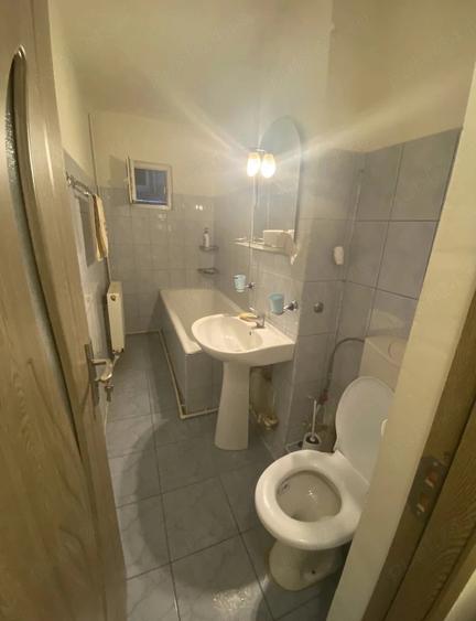 Apartament cu 2 camere decomandat în Exterior Vest