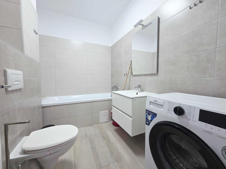 Apartament cu 2 camere semidecomandat în Cristian