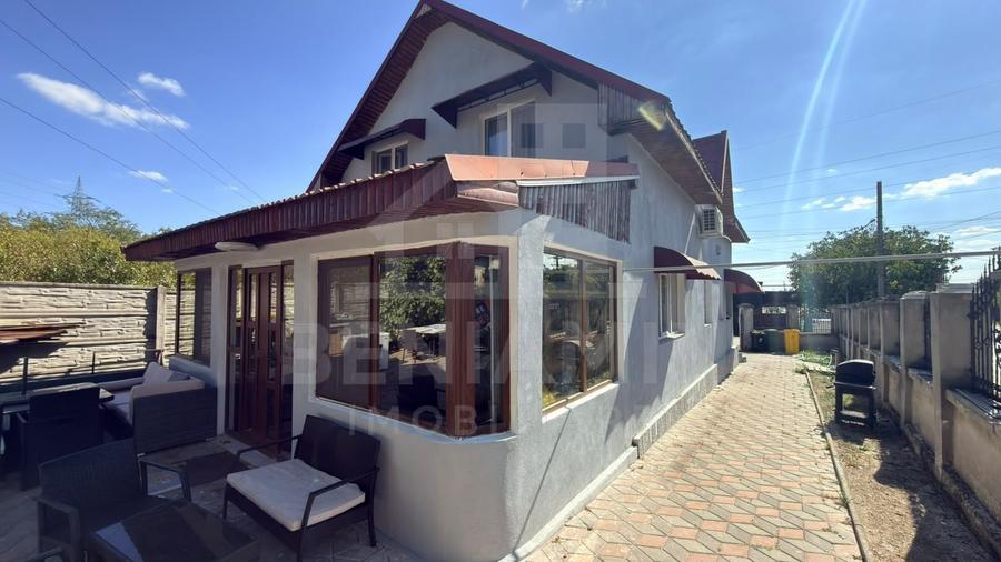 Casă individuală cu 5 camere cu Canalizare în Ișalnița