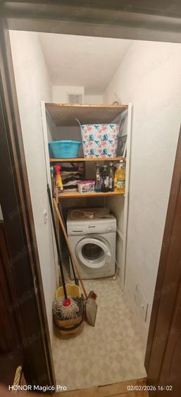 Apartament cu 2 camere decomandat în Exterior Vest