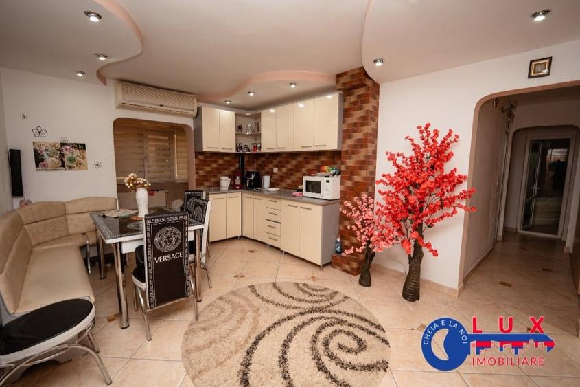 ID 168 APARTAMENT SPA?IOS DE INCHIRIAT CARTIER C5 - 7