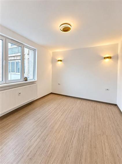 Apartament cu 2 camere decomandat în Drumul Taberei