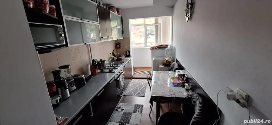 Apartament cu 2 camere decomandat în Zărnești