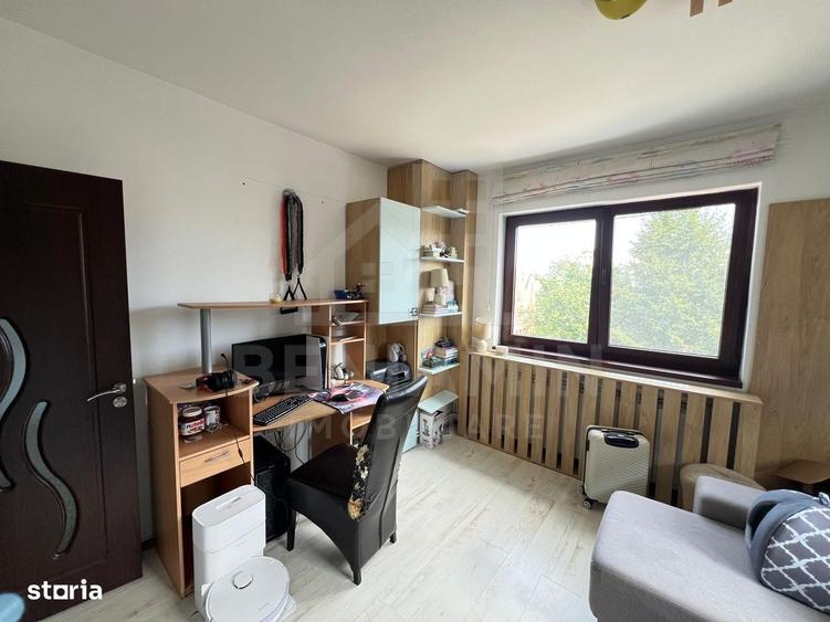 Casă cu 4 camere în Central