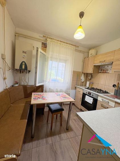 Apartament cu 3 camere decomandat în Ștefan cel Mare