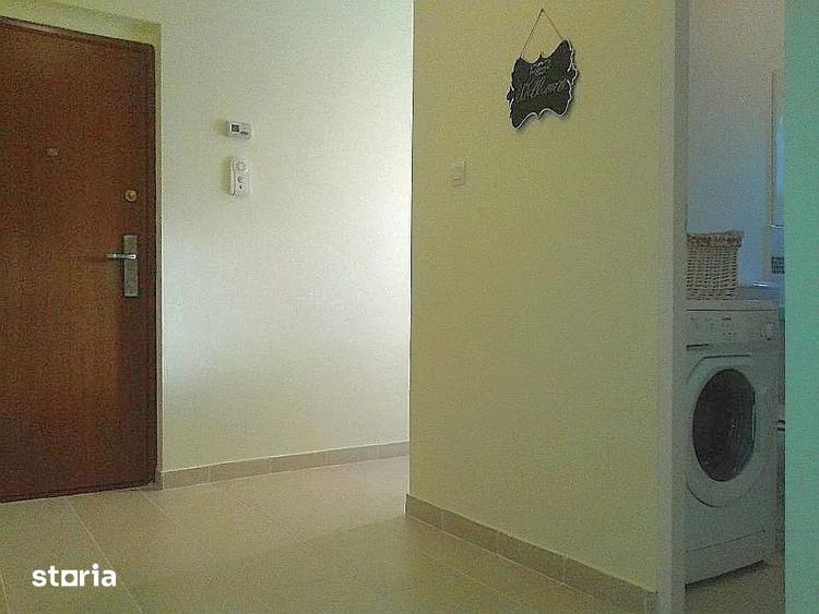 Apartament cu 2 camere în 22 Decembrie 1989